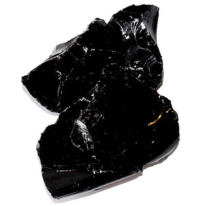 pierre d'obsidienne noire brute