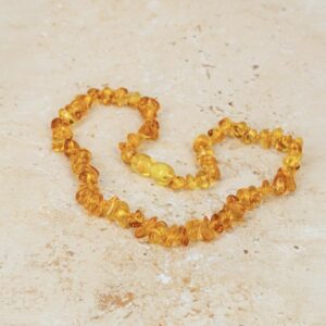 collier ambre couleur miel
