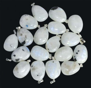 Pierre de Lune Bleue d'Inde (Rainbow Moonstone)