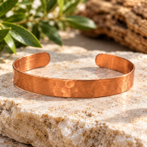 Bracelet Martelé en Cuivre Naturel 100 % – Jonc Ouvert