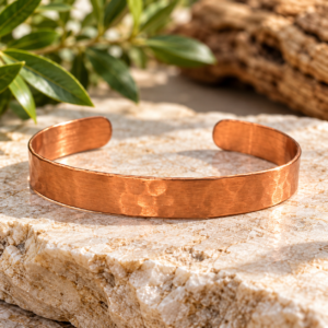 Bracelet Martelé en Cuivre Naturel 100 % – Jonc Ouvert